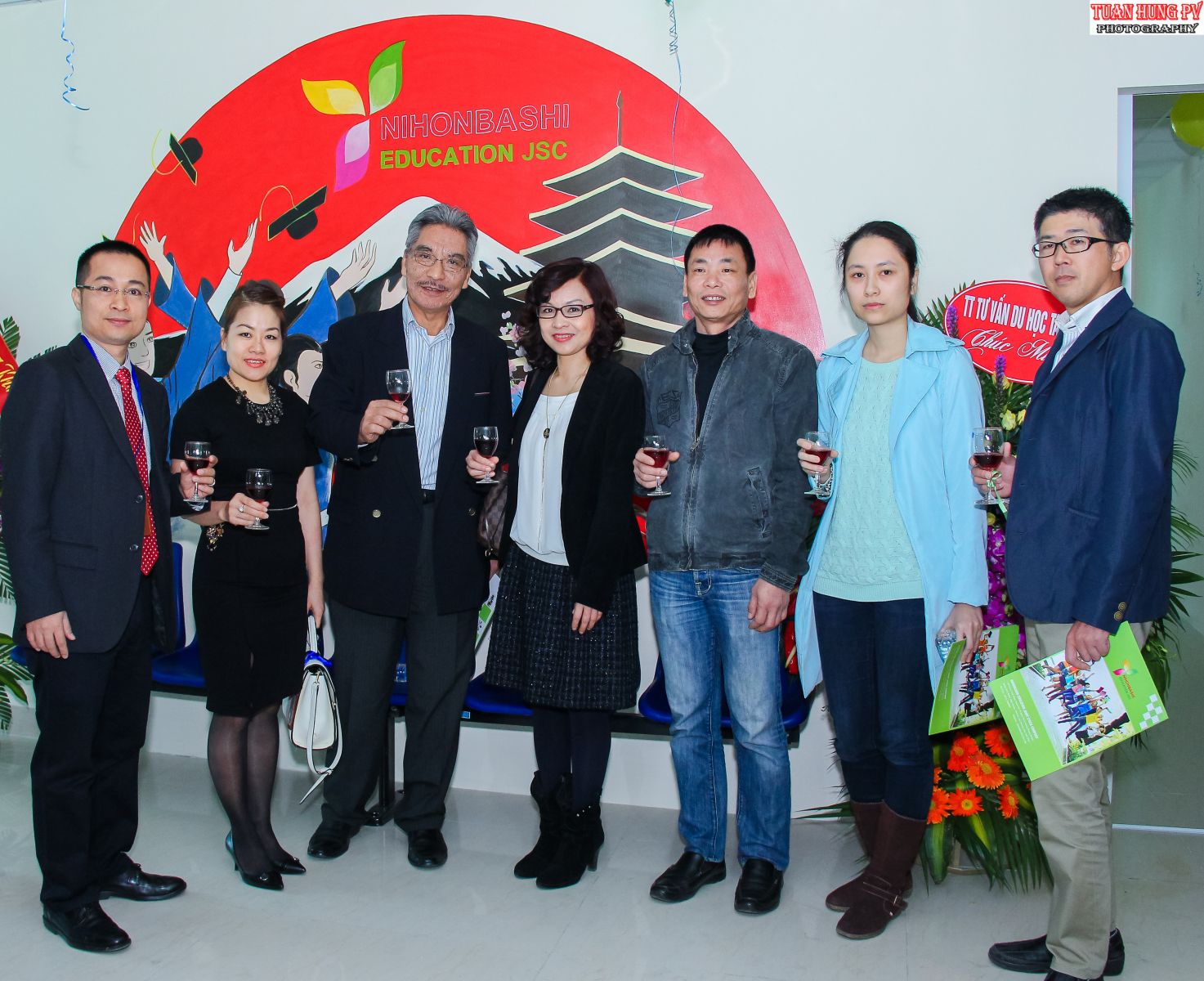 thiet-ke-web-trung-tam-nhat-ngu-nihonbashi